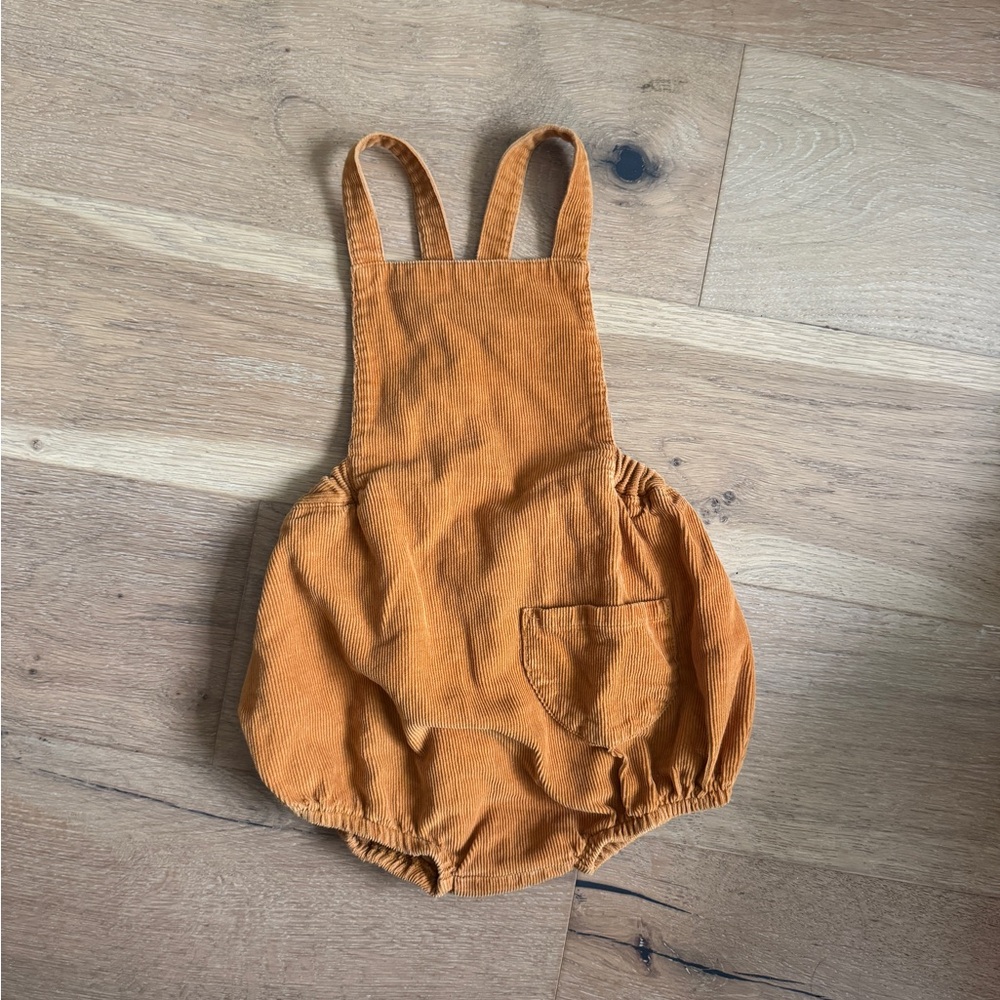 Soor Ploom Oona Romper in No. 2 Pencil
